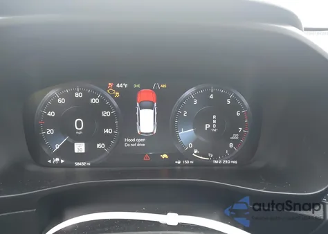 2019 Volvo Xc40 T5 R-Design from USA, damaged, VIN YV4162UM0K2117612